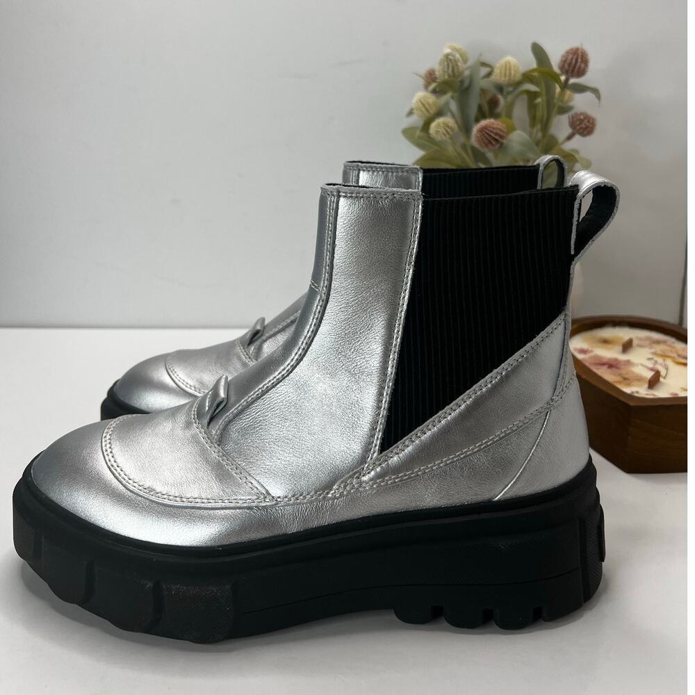 Sorel Caribou X Leather Chelsea Boot Waterproof Silver Black Women 10 Tried On